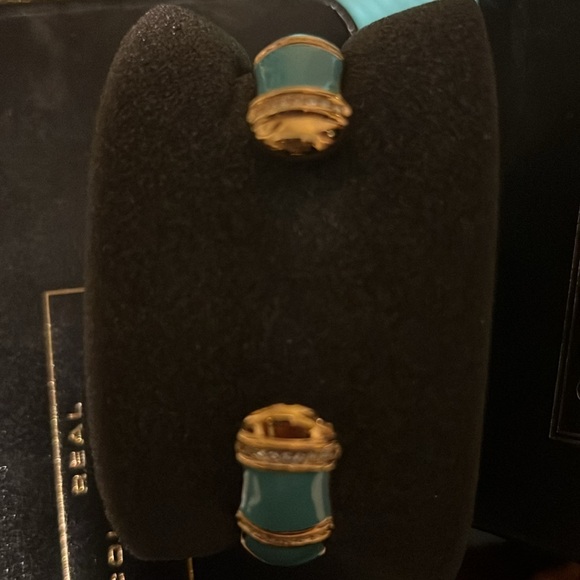 Cuff Watch - Picture 2 of 2